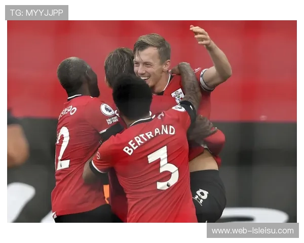 库尼亚替补秒助攻，曼联客场扳平利兹联